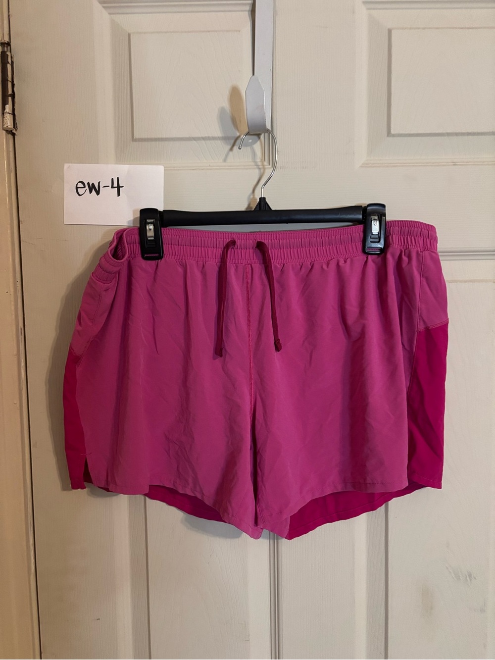 Brooks Women's Two-Tone Magenta Running Shorts with Drawstring